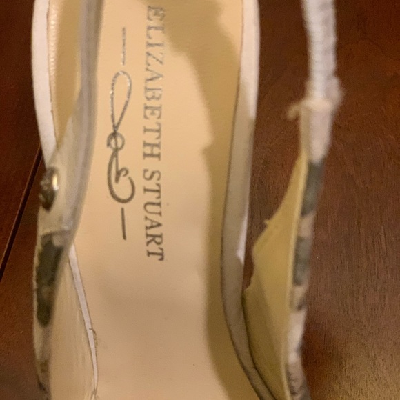 Shoes - Picture 5 of 7